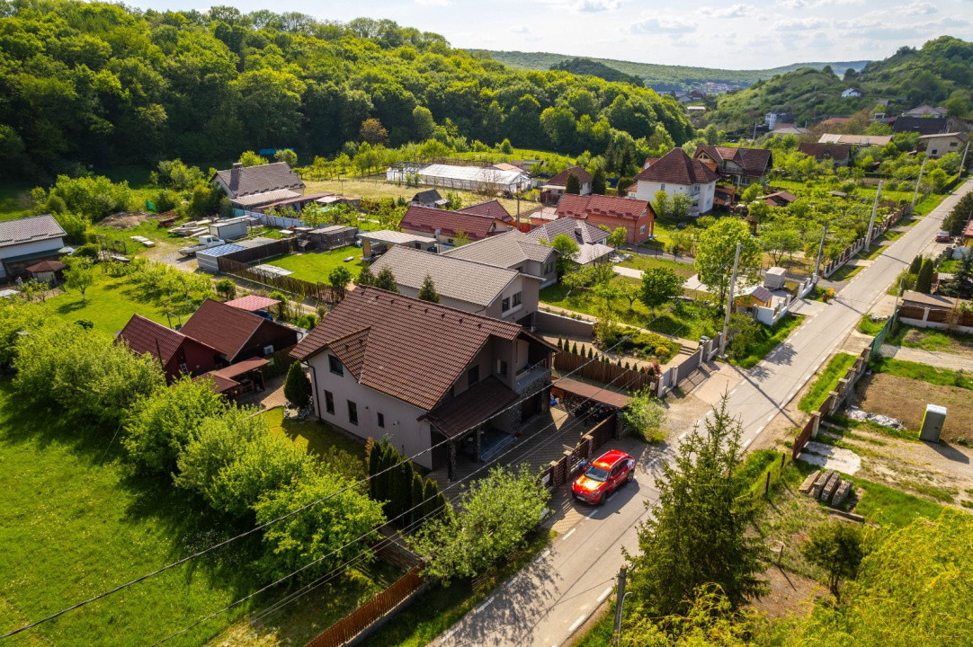 De vanzare 5 camere in Corunca Valea Iubirii, Mures 
