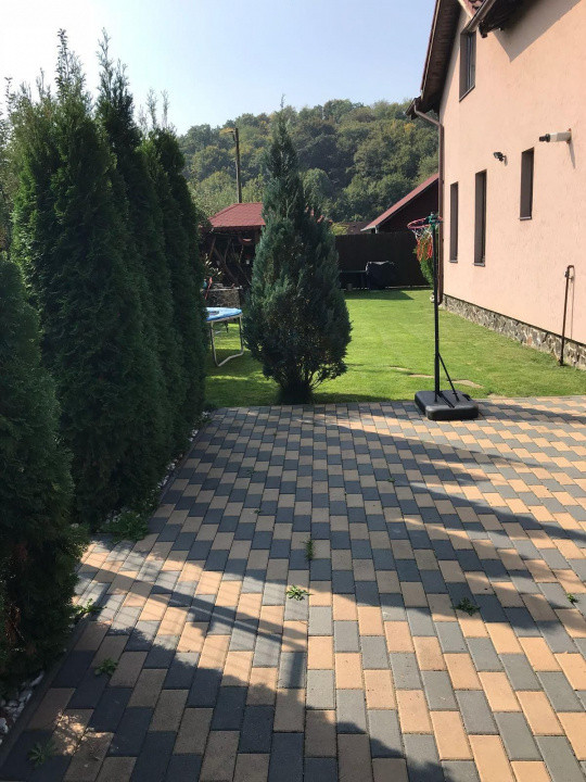 De vanzare 5 camere in Corunca Valea Iubirii, Mures 