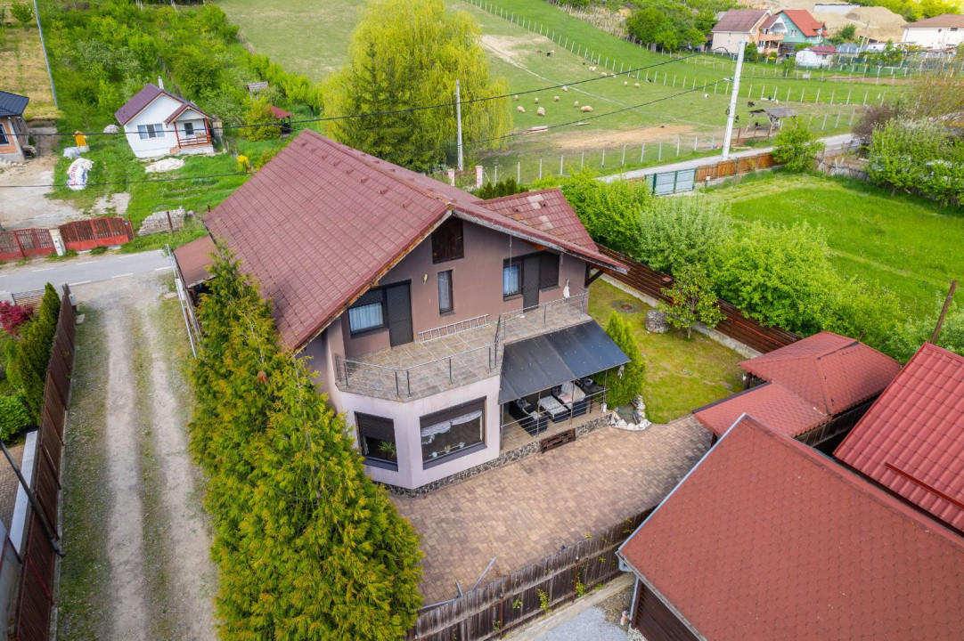 De vanzare 5 camere in Corunca Valea Iubirii, Mures 