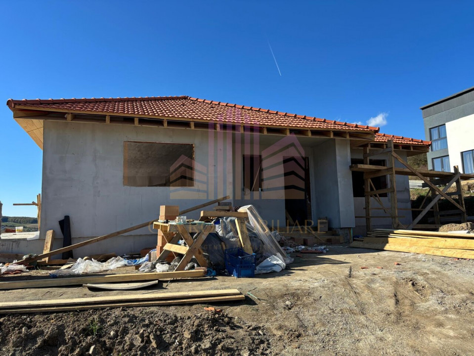 de vanzare casa noua construita semifinisata Livezeni, Targu Mures