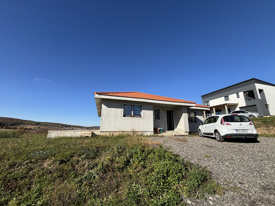 de vanzare casa noua construita semifinisata Livezeni, Targu Mures