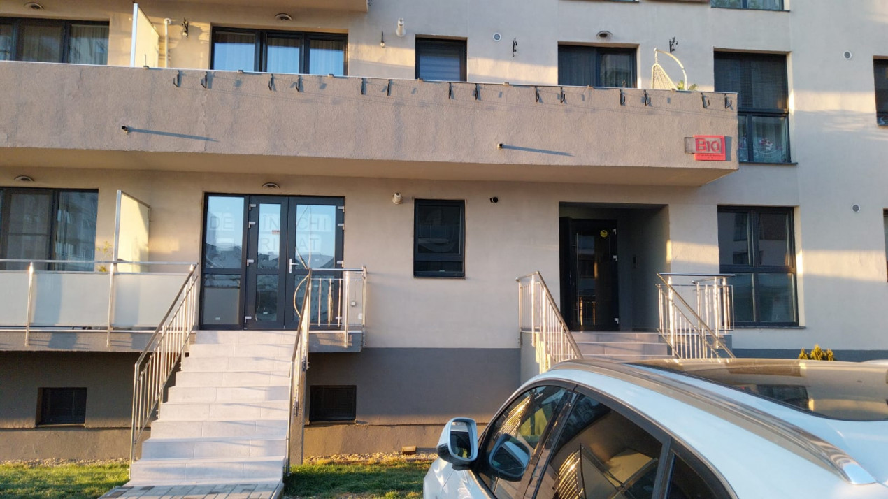 De inchiriat spatiu comercial Maurer