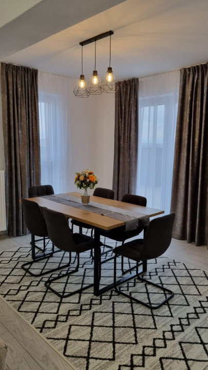 De inchiriat apartament 2 camere Maurer tip penthouse
