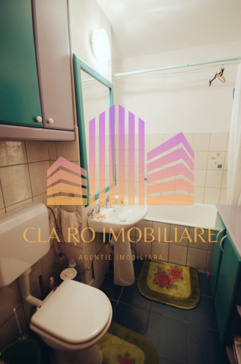 De vanzare Apartament 4 camere cu spatiu comercial Unirii, Targu Mures
