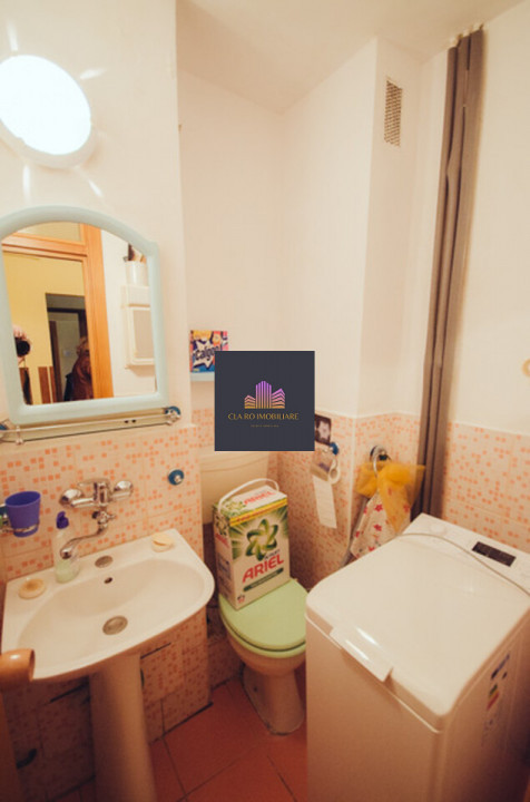 De vanzare Apartament 4 camere cu spatiu comercial Unirii, Targu Mures