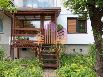De vanzare Apartament 4 camere cu spatiu comercial Unirii, Targu Mures