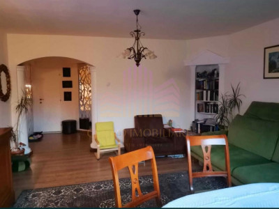 De vanzare apartament LUX 3 camere zona Cornisa Targu Mures, Mures 
